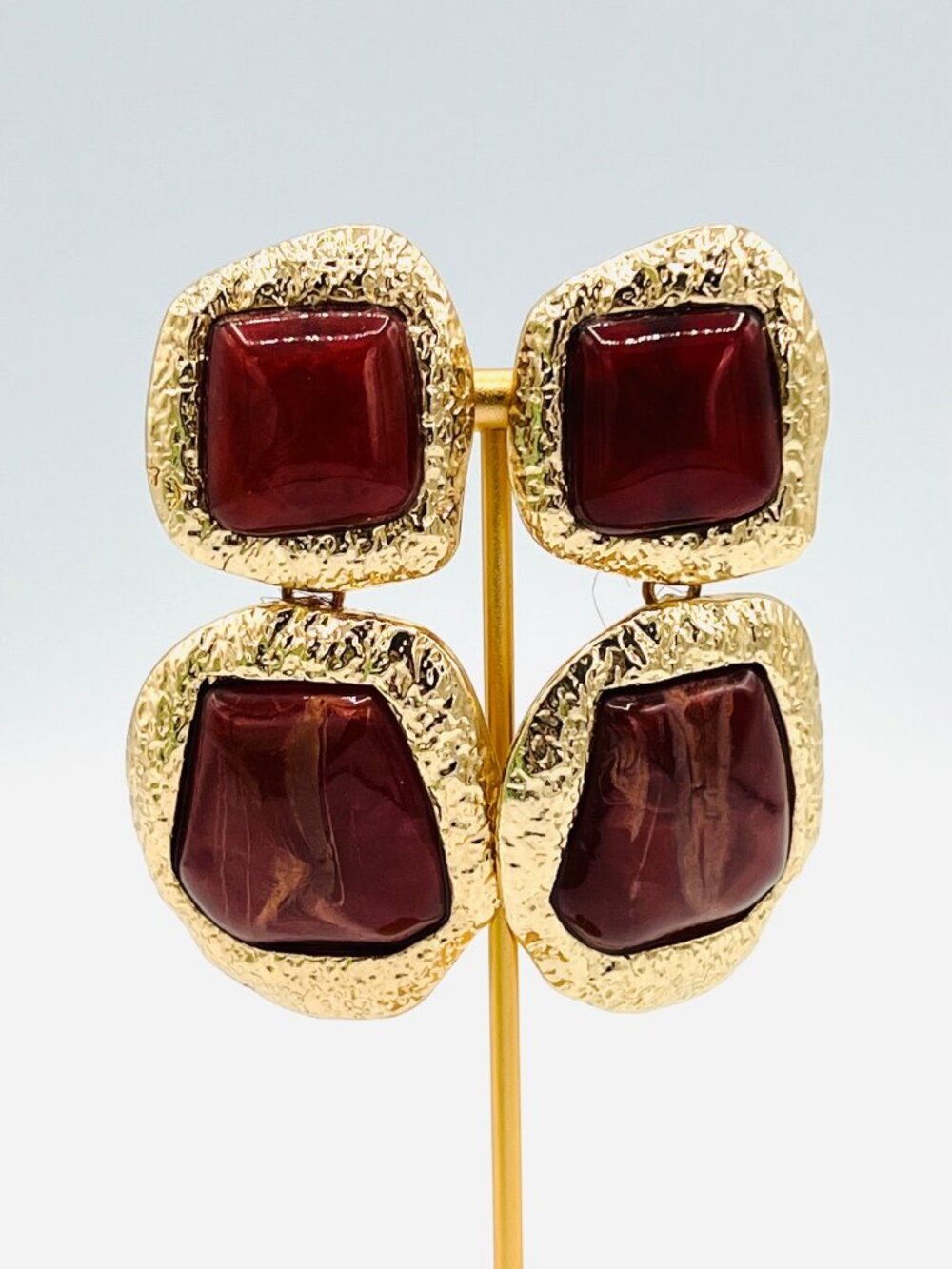 Vintage 1980s–1990s Gold Tone Burgundy Resin Clip-On Earrings